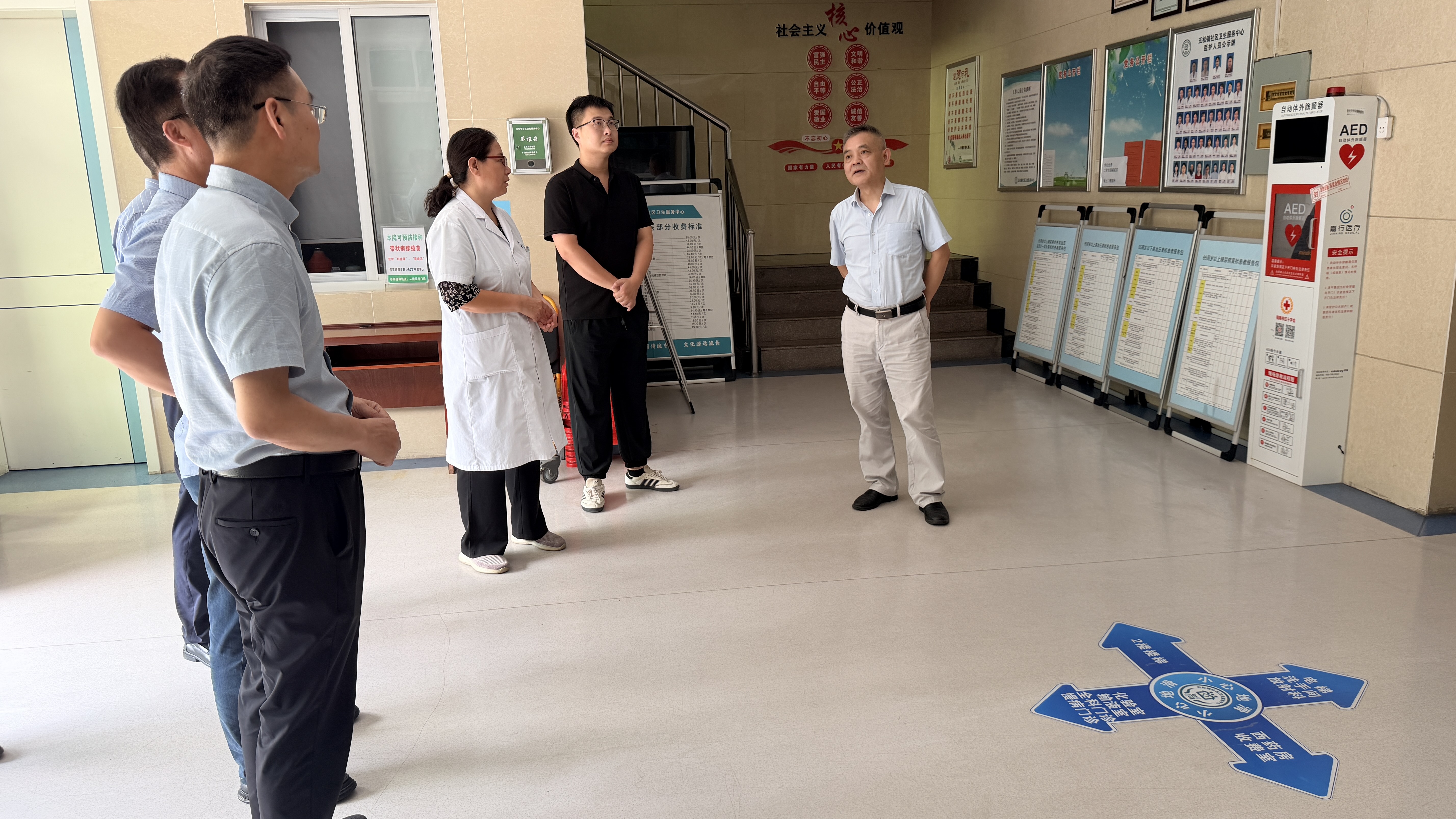 陈昌生率队开展《铜陵市社区医疗服务提升规定》立法调研